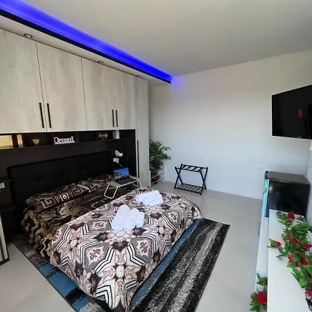 Welc-home! Bed & Breakfast *